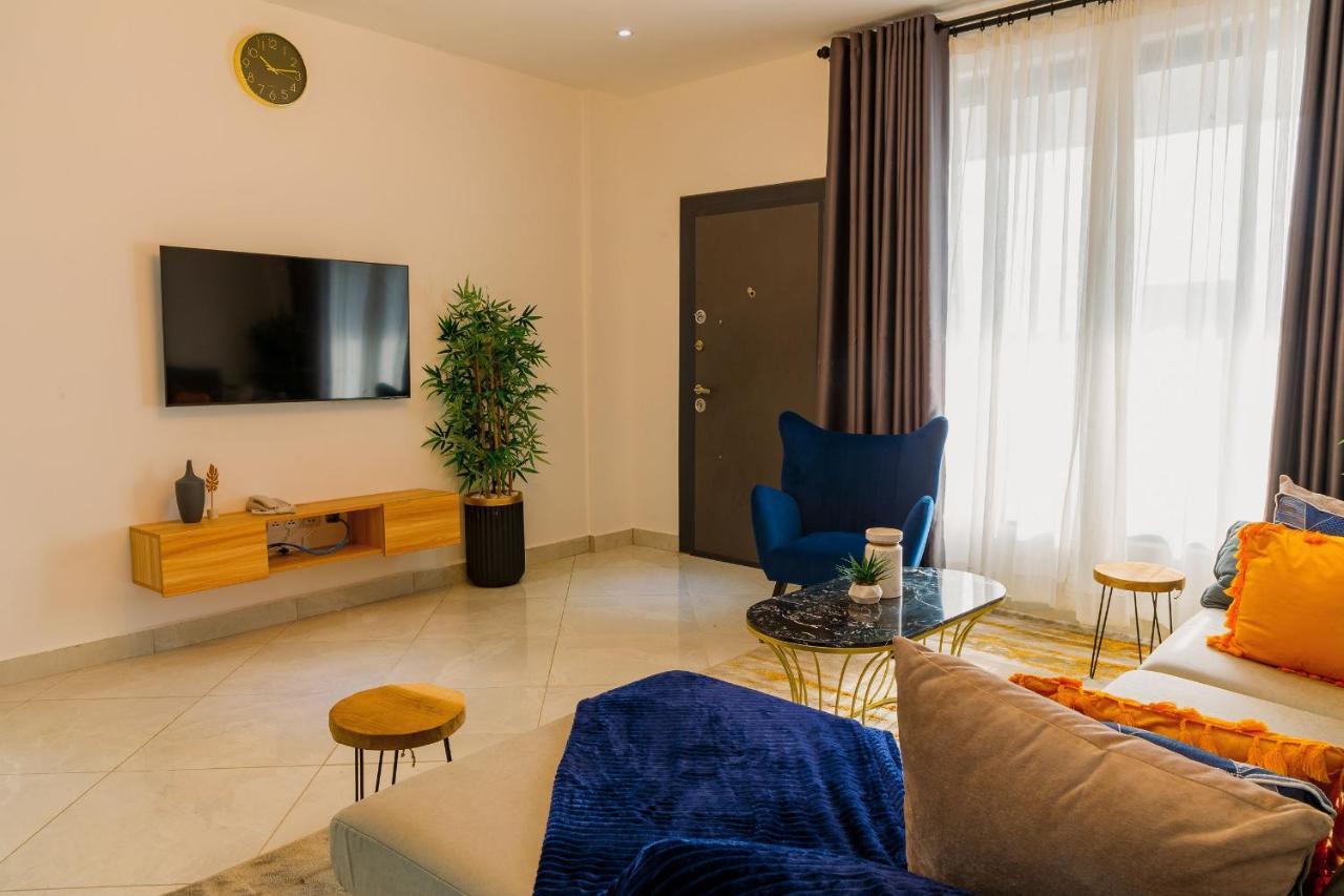 The Avery Apartments At Odomaa Place, East Airport Аккра Экстерьер фото